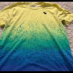 Kids T-Shirt.. size 13/14